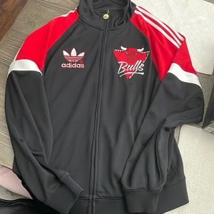 Adidas Chicago bulls track jacket